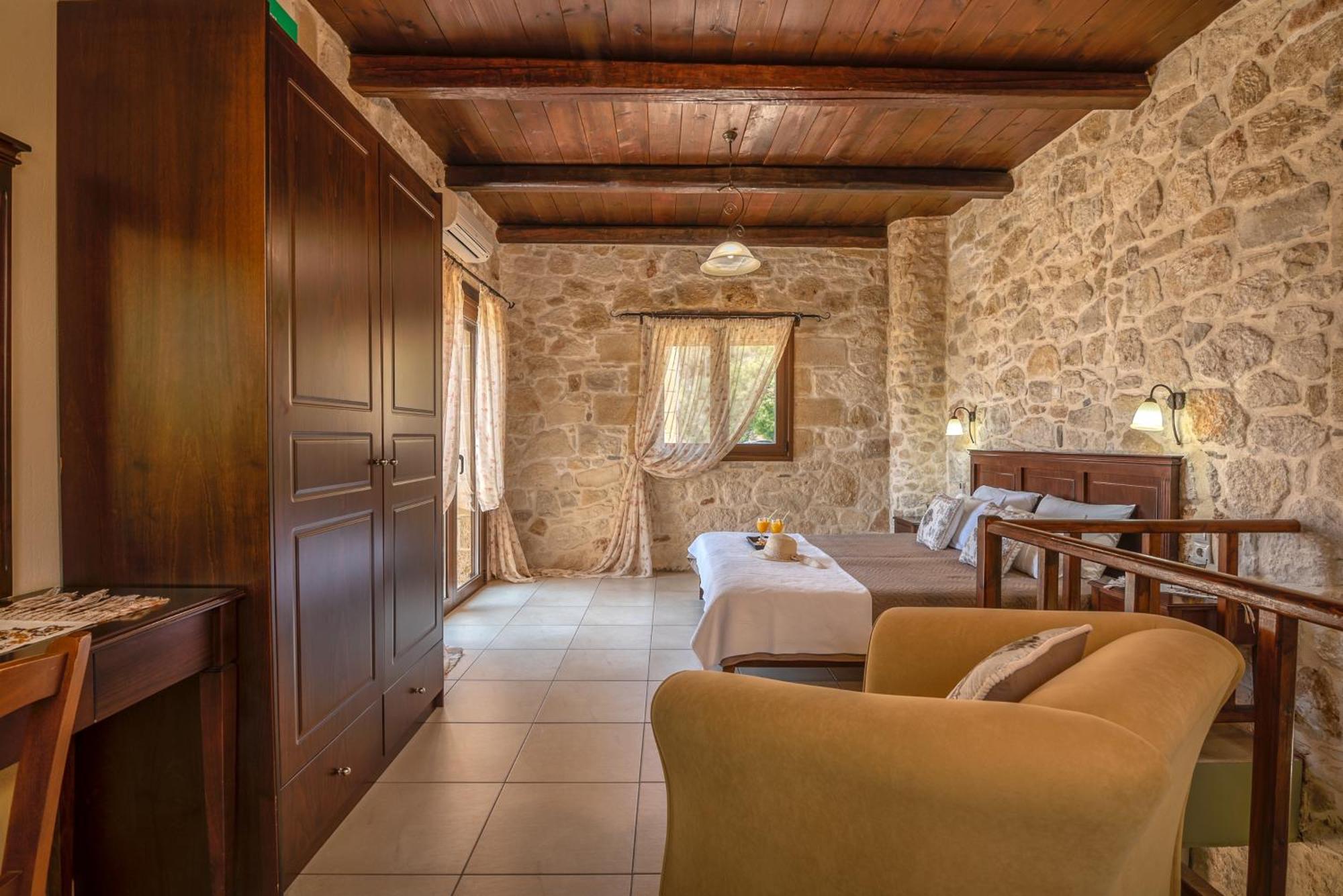 The Stonemade Houses Phalasarna Exterior foto